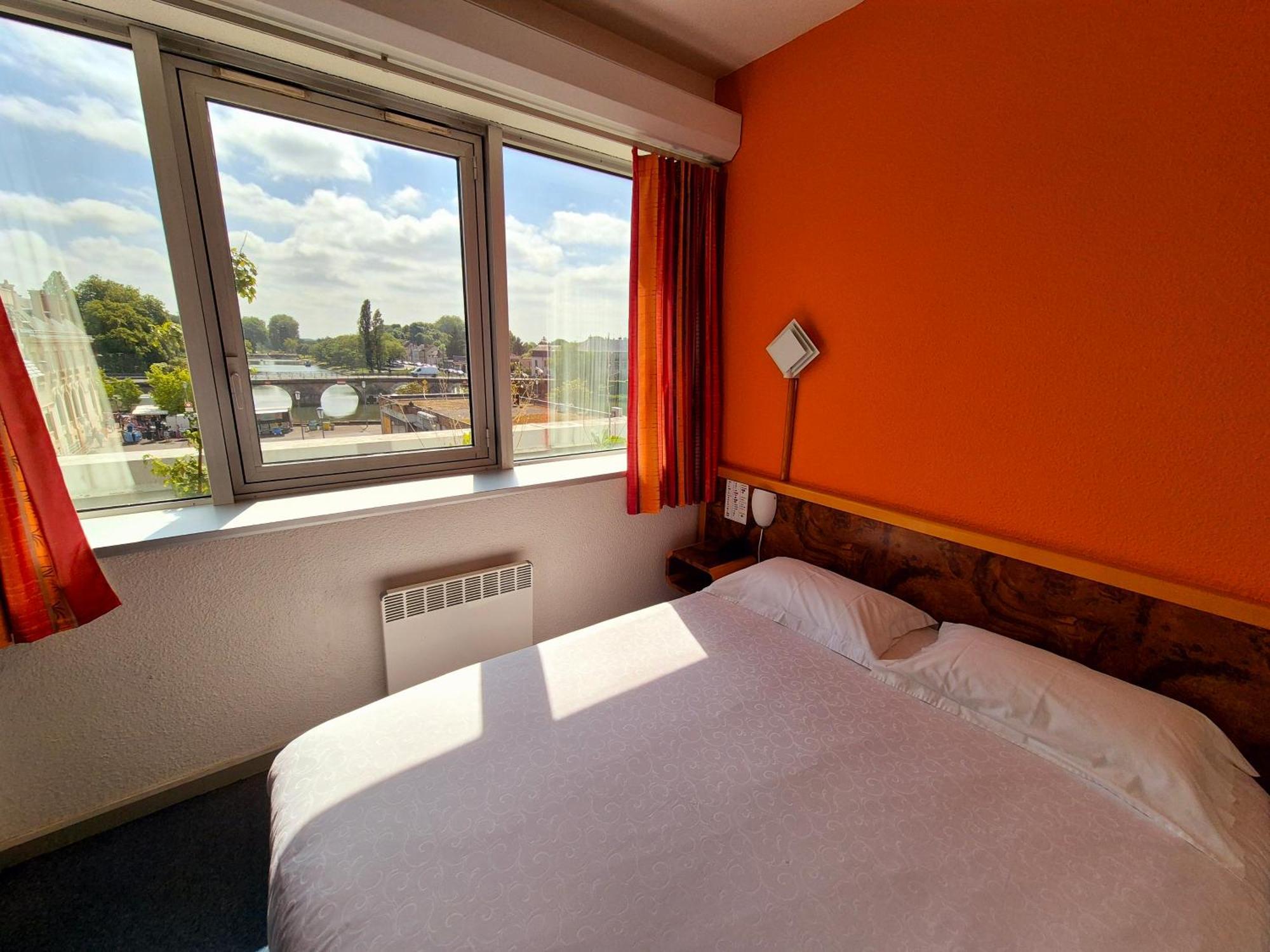 Arche Hotel Vierzon Exterior photo